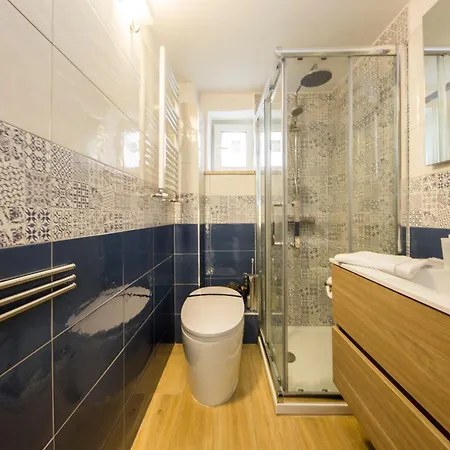 Casaviva - Comfy Modern Trilo In Principe Apartment Genoa