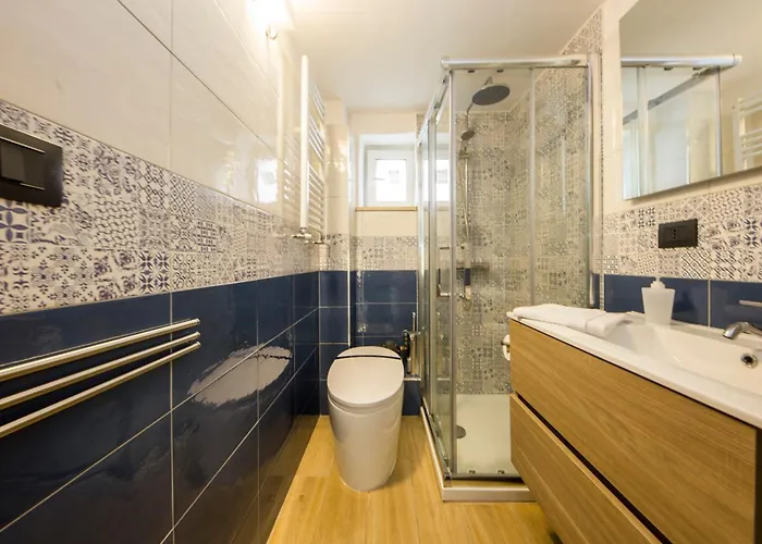 Casaviva - Comfy Modern Trilo In Principe Lägenhet Genua